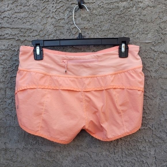 Lululemon  Short‎ - Picture 2 of 5